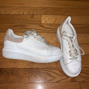 Alexander McQueen Kids Oversized Sneakers Suede 33 / us 2 little boy/ girl